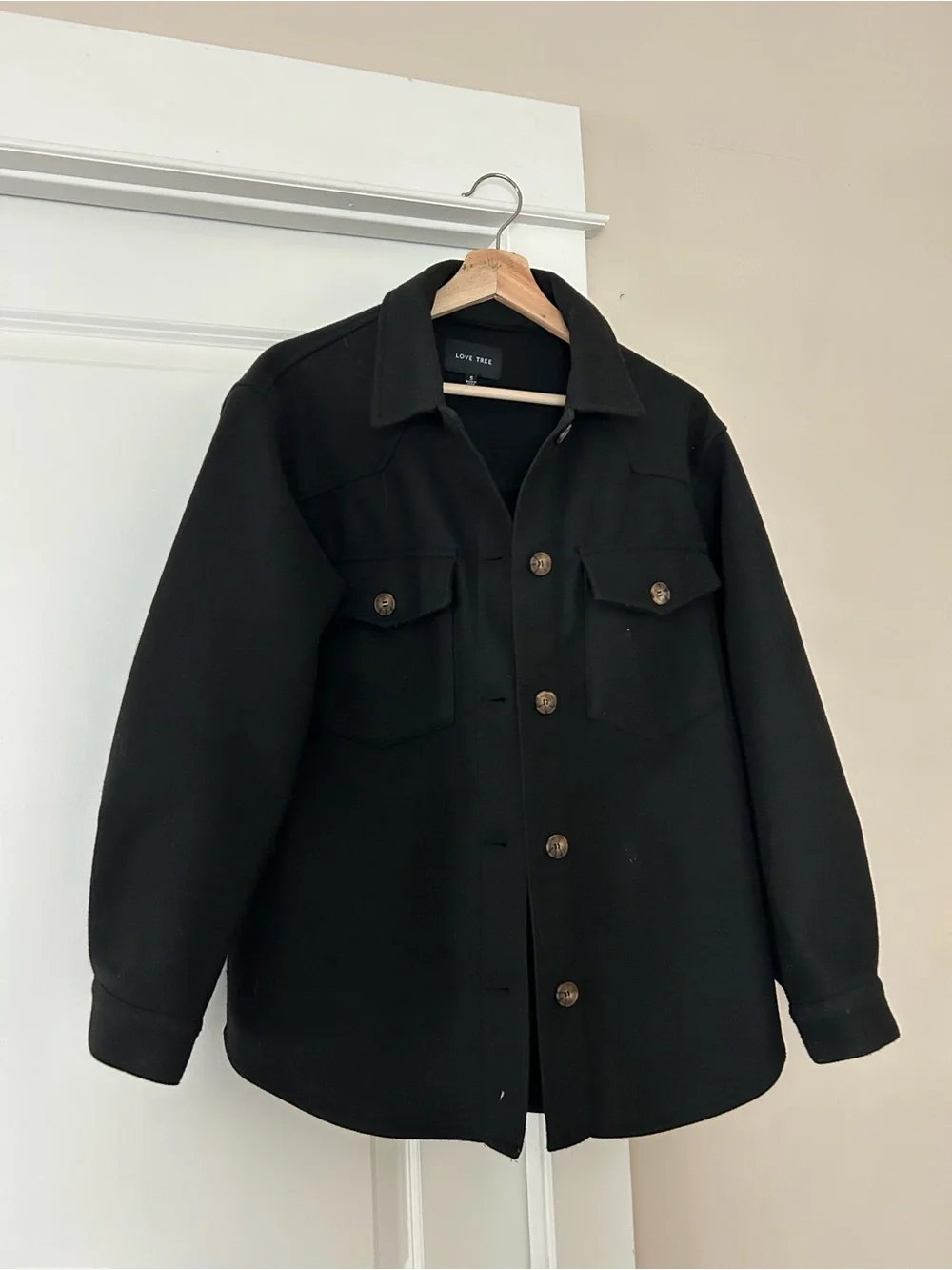 LOVE TREE Women’s Black Shirt Jacket